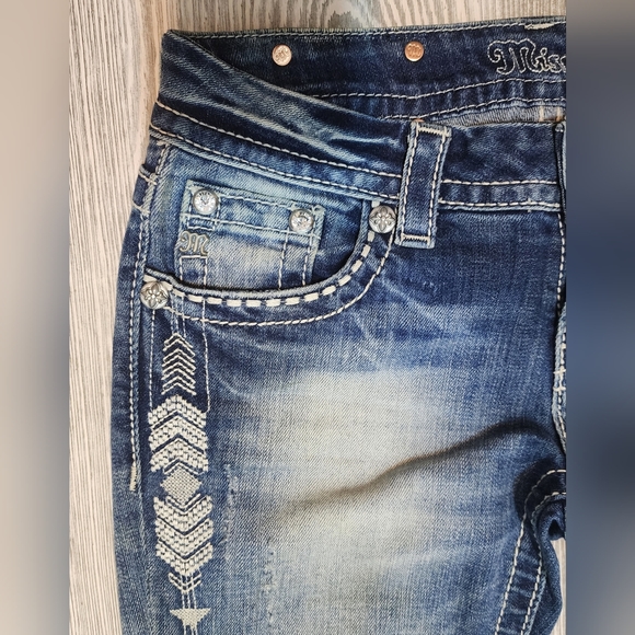 Miss Me Jean's - Picture 3 of 10